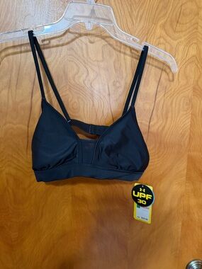 Under Armour Black bikini top size large NWT